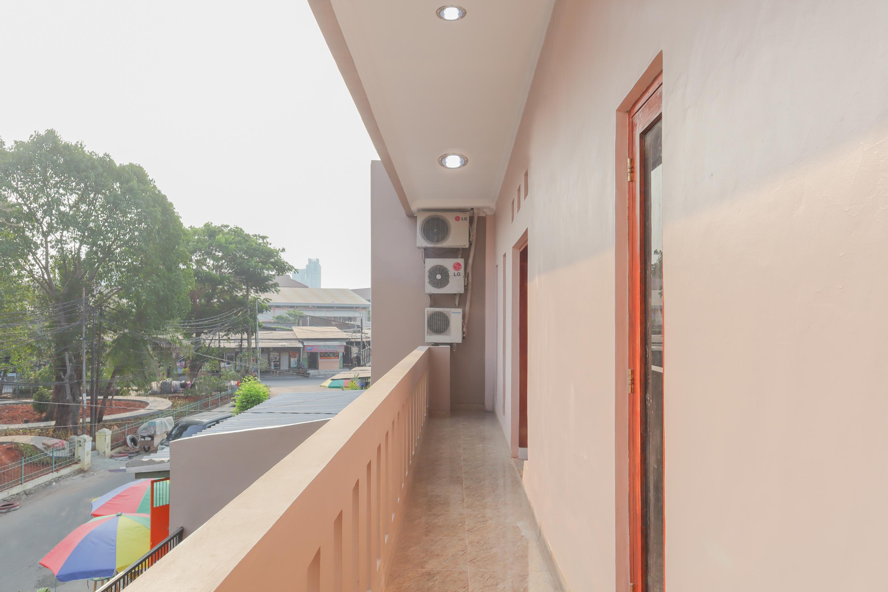 Oyo 1519 Axl Residence Giacarta Esterno foto